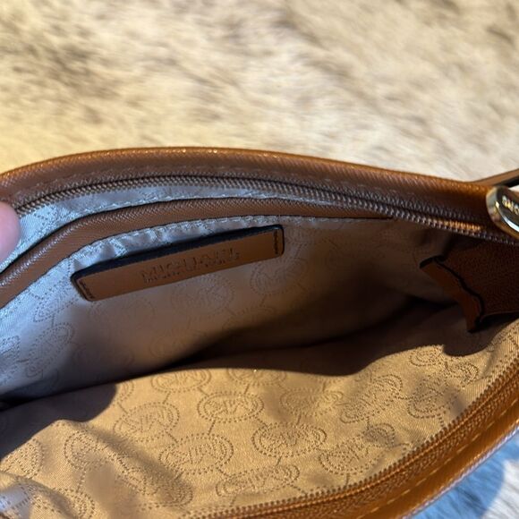 MICHAEL Michael Kors Navy Brown Gold Kempton Wristlet Clutch - Picture 5 of 6